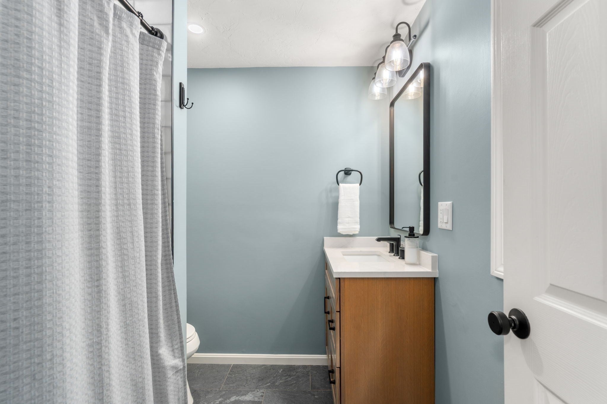 181 Sterling Rd, Holden, MA, 181 Sterling Rd, Holden, MA Photo #11