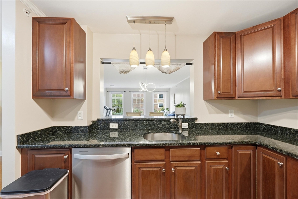 11 Cheriton Rd #306, Boston, MA Photo #6