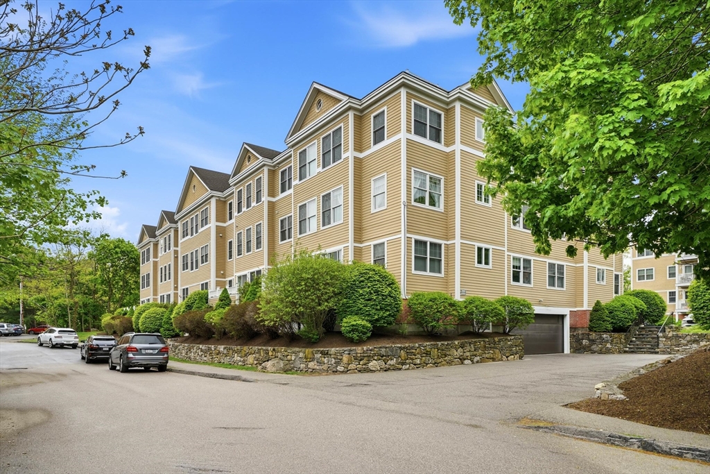 11 Cheriton Rd #306, Boston, MA Photo #2