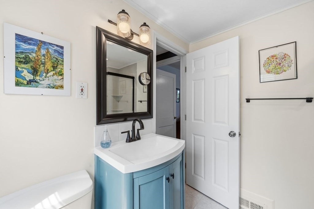 34 Harwich Road, West Springfield, MA, 34 Harwich Road, West Springfield, MA Photo #22