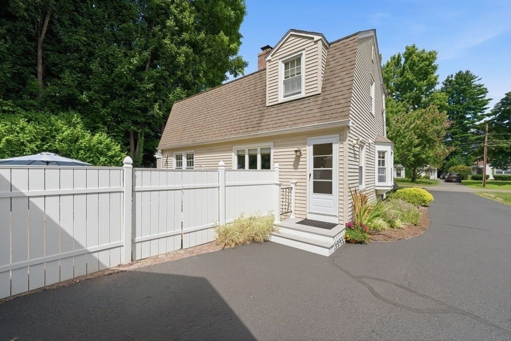 34 Harwich Road, West Springfield, MA, 34 Harwich Road, West Springfield, MA Photo #40