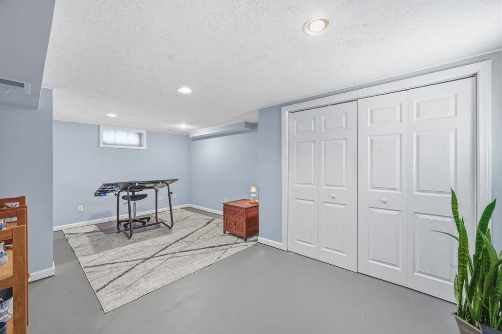 34 Harwich Road, West Springfield, MA, 34 Harwich Road, West Springfield, MA Photo #25