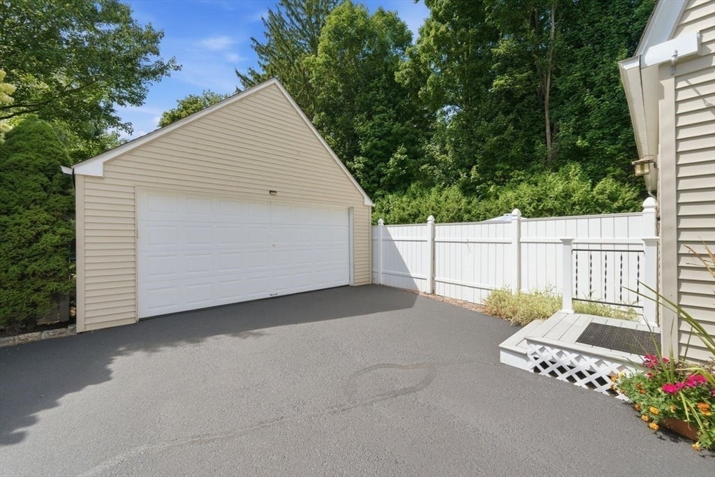 34 Harwich Road, West Springfield, MA, 34 Harwich Road, West Springfield, MA Photo #39