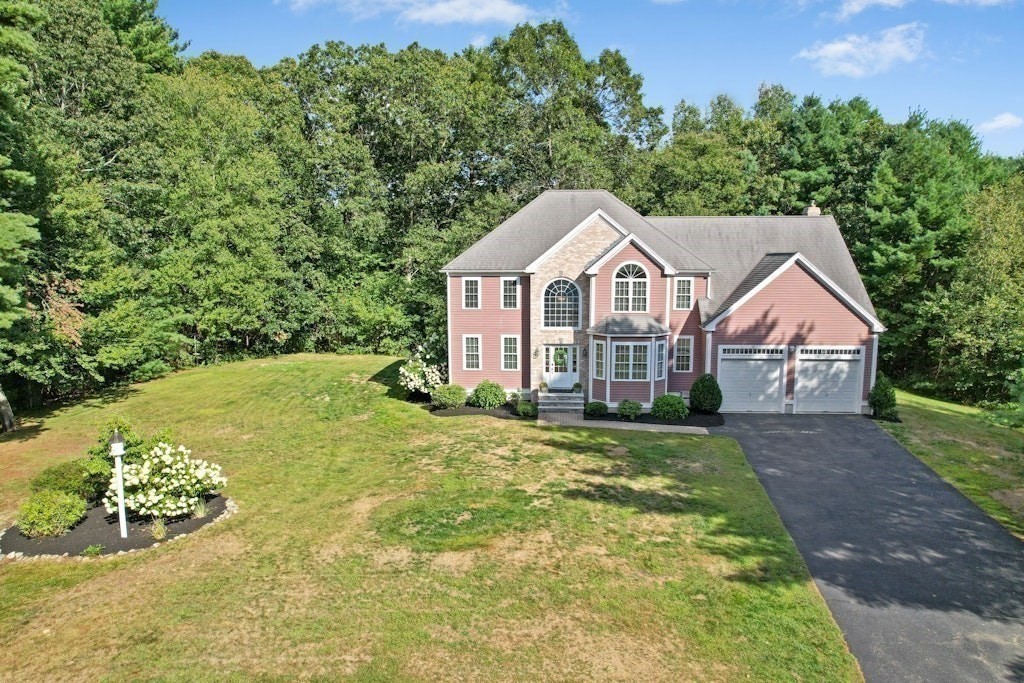 12 Putnam Lane