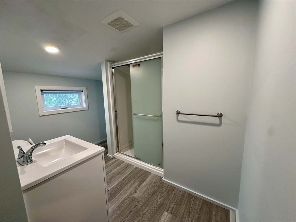 26 Glenhaven Ave 2