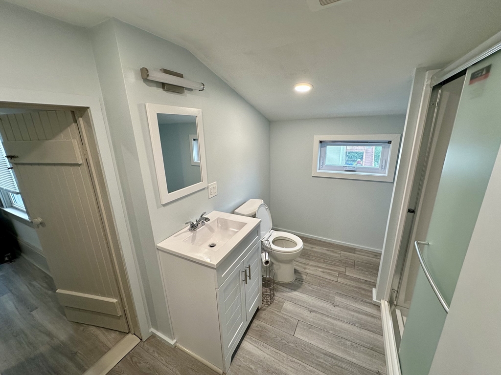 26 Glenhaven Ave 2
