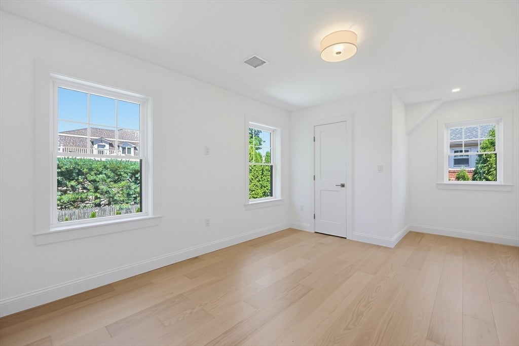 17 Kilburn Road, Newton, MA, 17 Kilburn Road, Newton, MA Photo #18