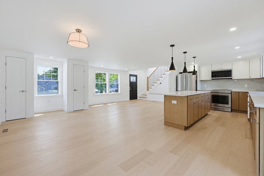 17 Kilburn Road