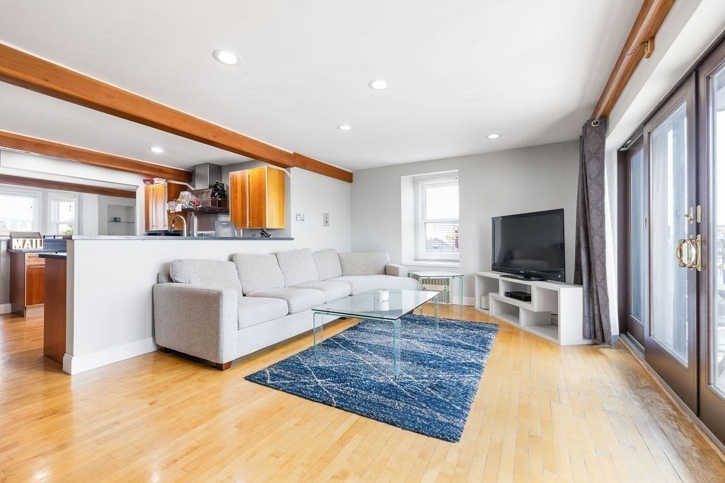 16 Beacon St 20