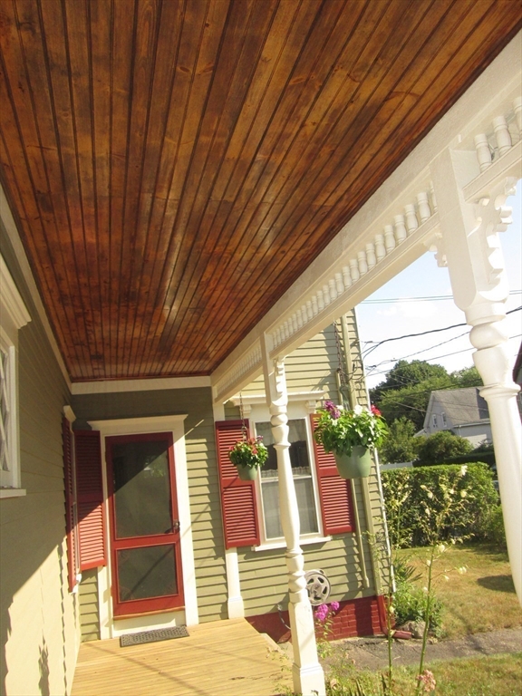 92 Vine Street