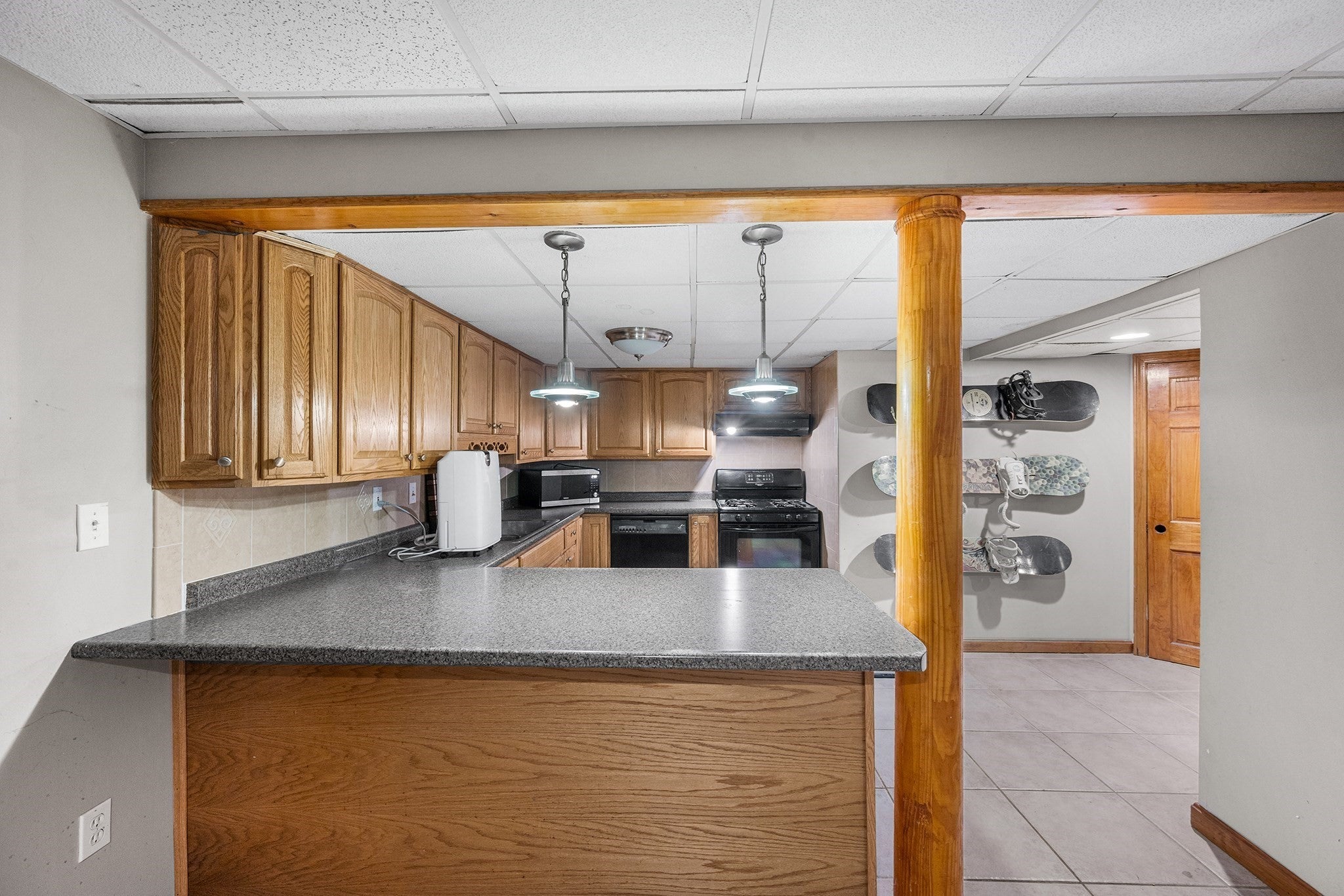 30 Constance Dr, Lowell, MA, 30 Constance Dr, Lowell, MA Photo #25