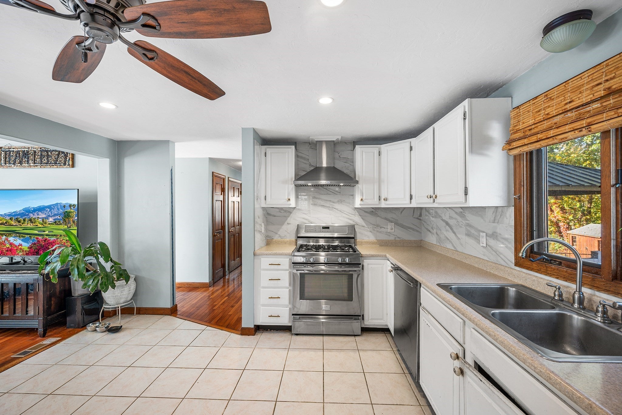 30 Constance Dr