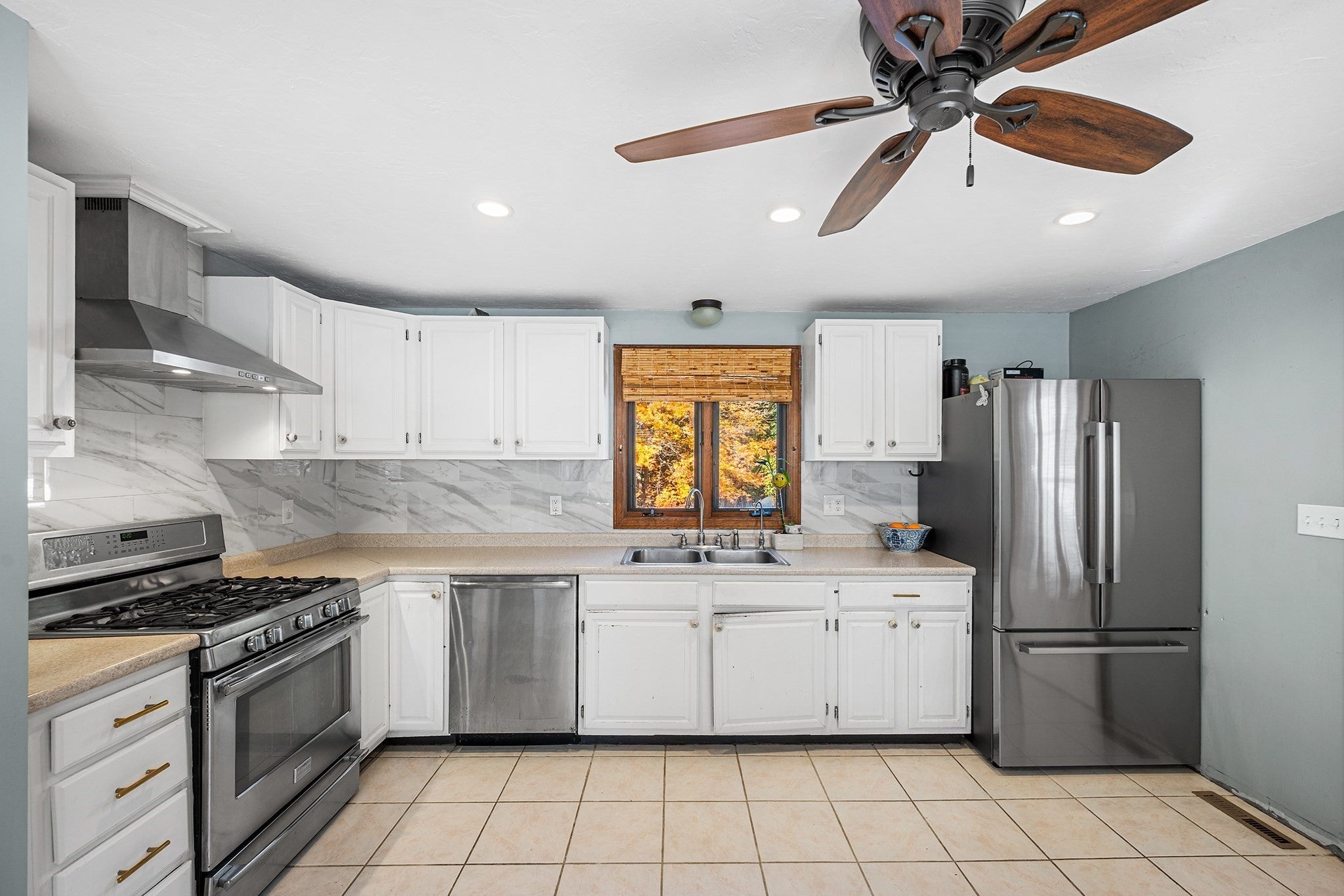 30 Constance Dr