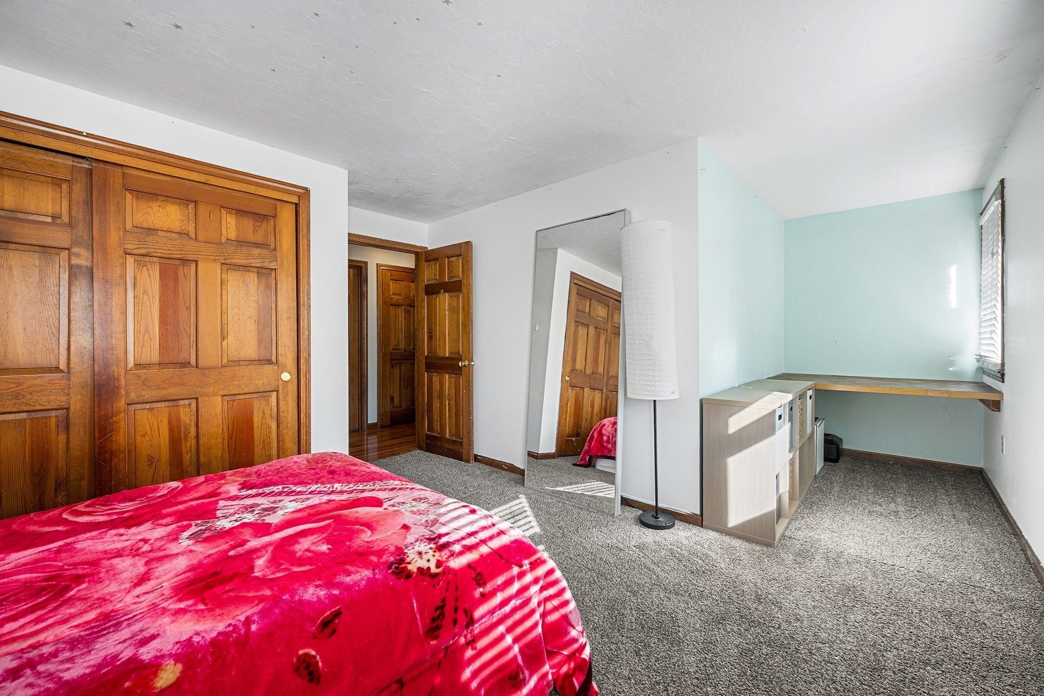 30 Constance Dr, Lowell, MA, 30 Constance Dr, Lowell, MA Photo #21