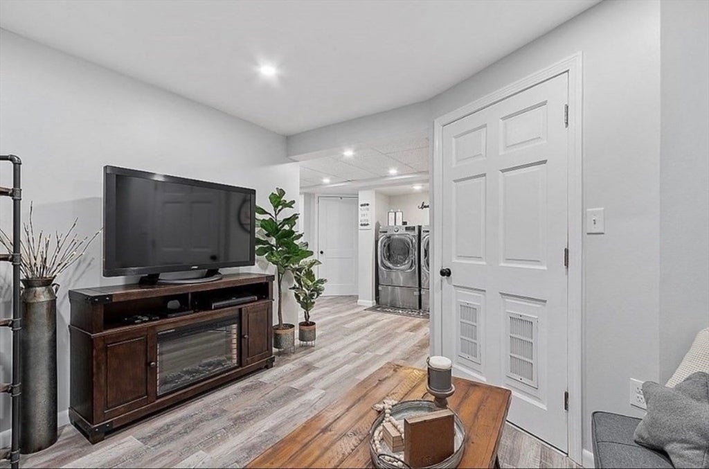 127 Payson St, Fitchburg, MA, 127 Payson St, Fitchburg, MA Photo #14