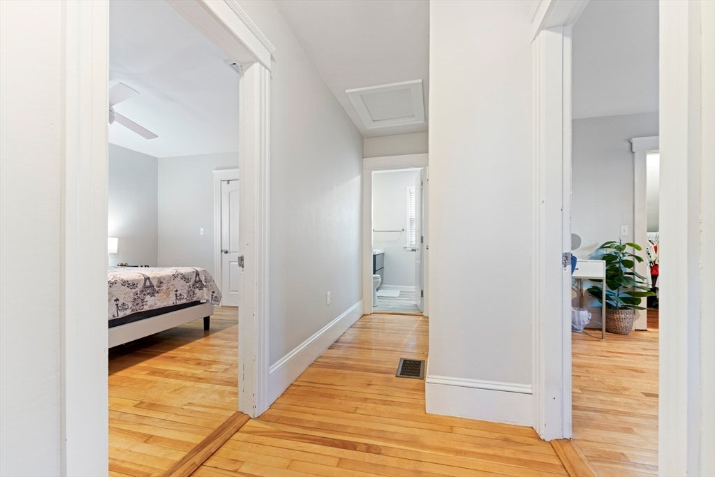 22 Frank St, Worcester, MA Photo #27