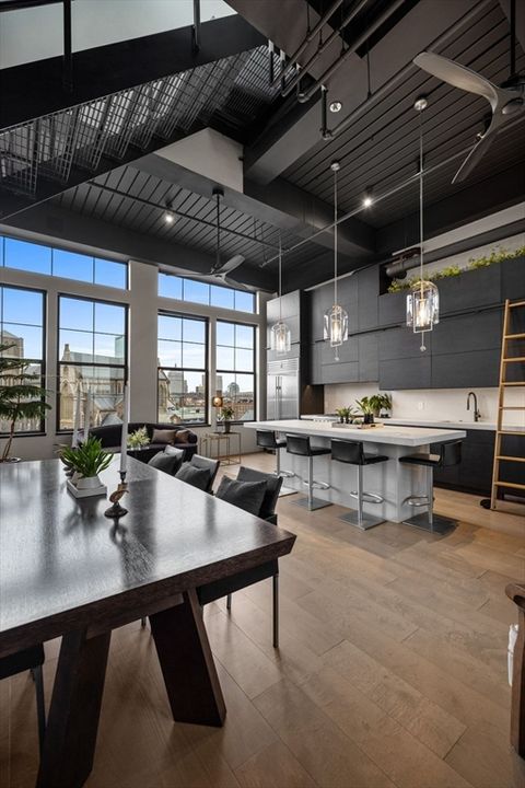 27 Wareham St PH6 Boston MA 02118