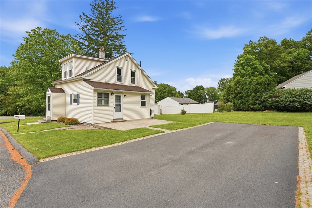 61 Saugus Ave