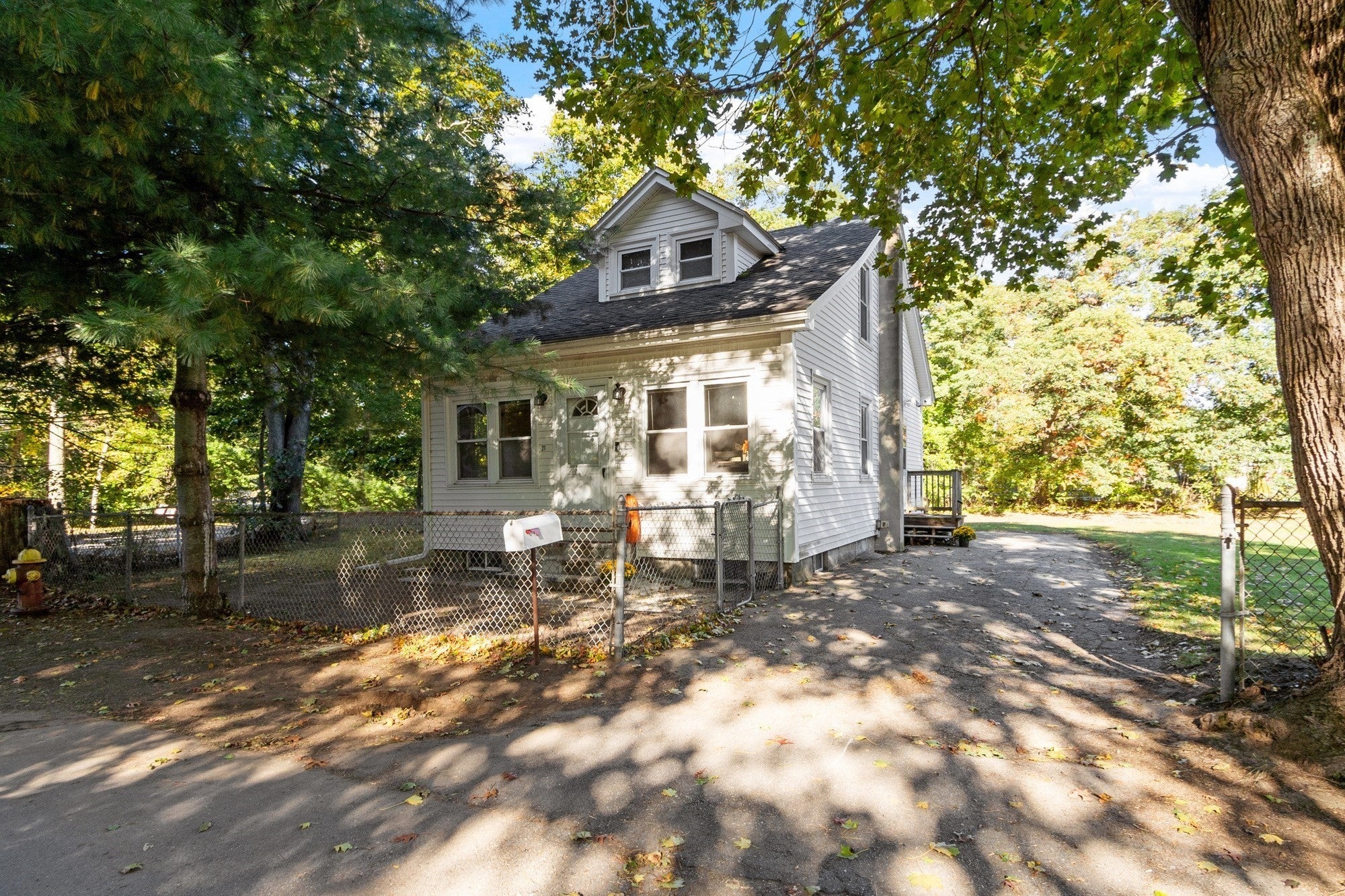 21 Roosevelt Rd, Tewksbury, MA, 21 Roosevelt Rd, Tewksbury, MA Photo #1