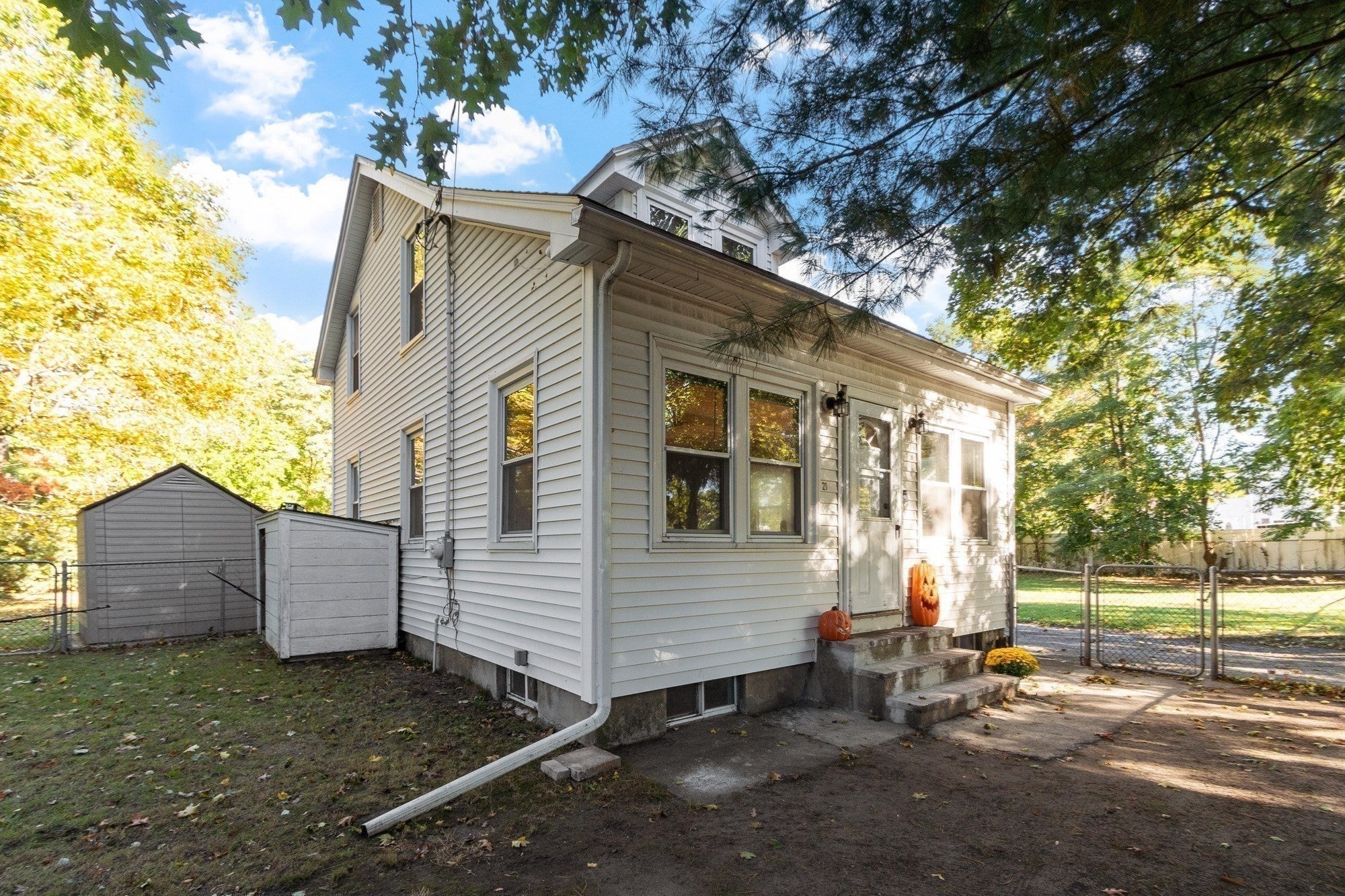21 Roosevelt Rd, Tewksbury, MA, 21 Roosevelt Rd, Tewksbury, MA Photo #23