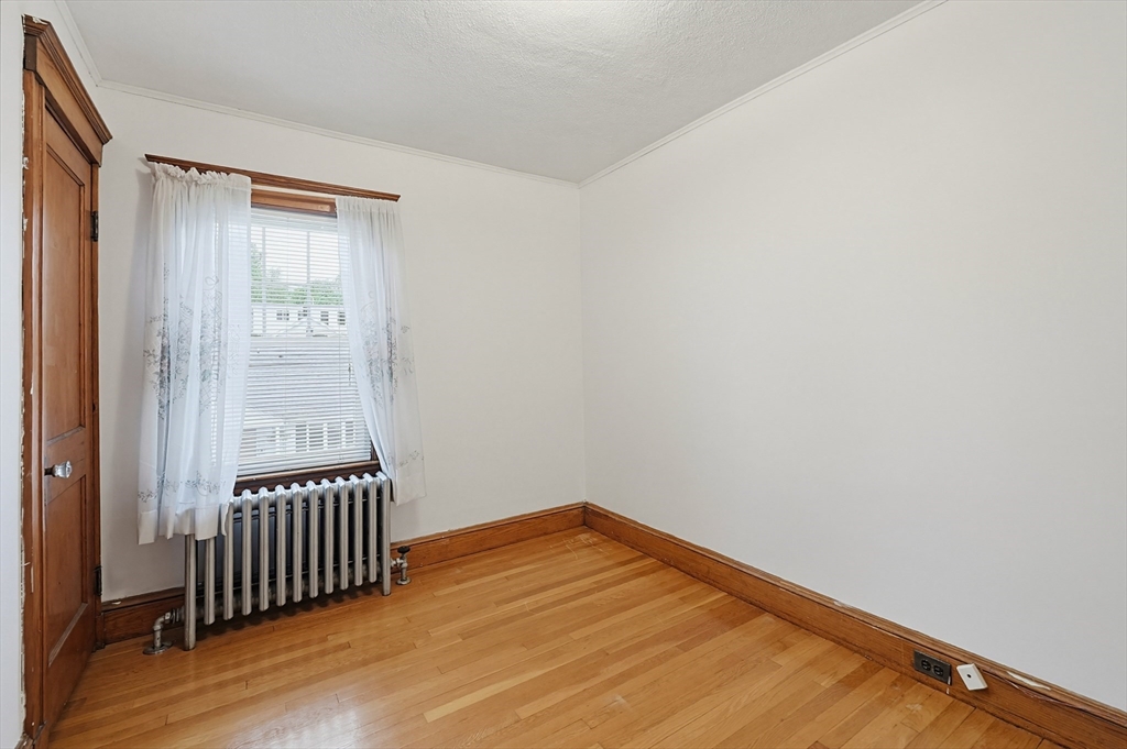 86 Hawthorne St, Boston, MA Photo #23