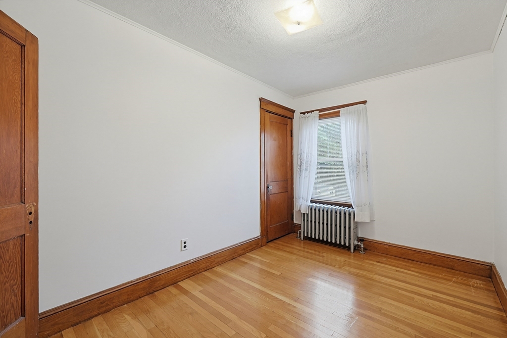 86 Hawthorne St, Boston, MA Photo #24