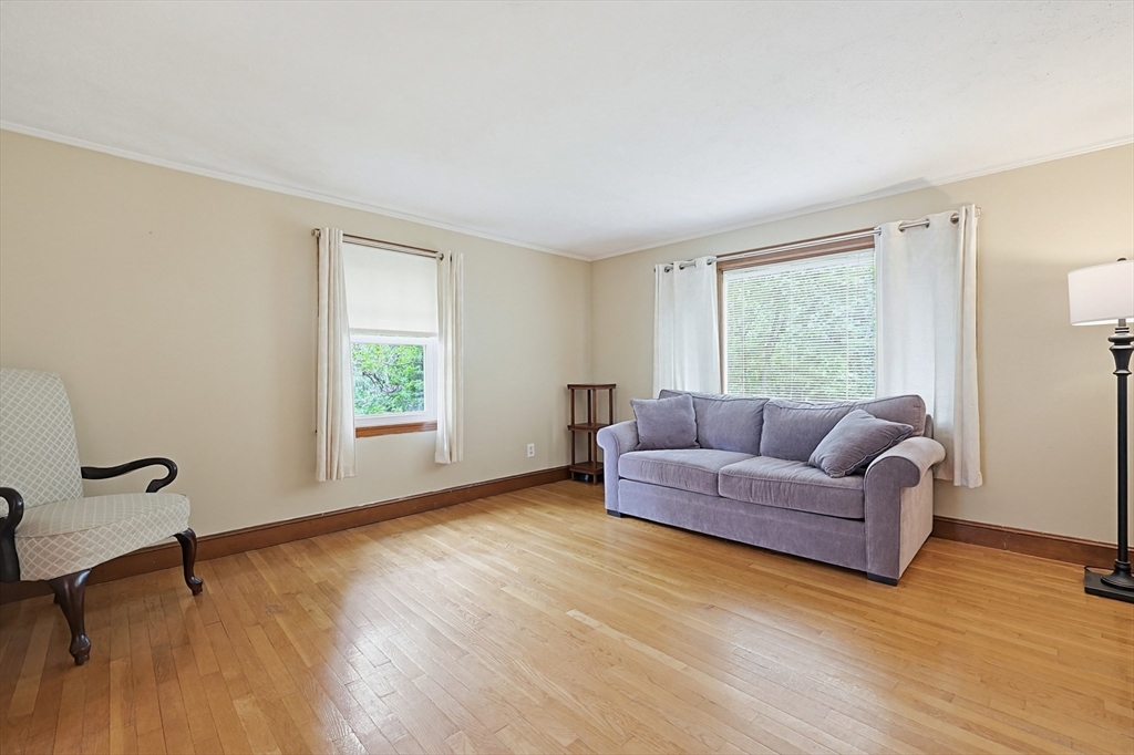 86 Hawthorne St, Boston, MA Photo #3