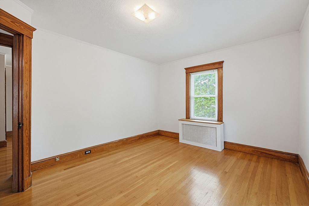 86 Hawthorne St, Boston, MA Photo #33