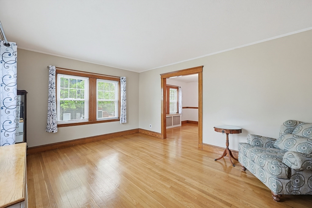 86 Hawthorne St, Boston, MA Photo #11