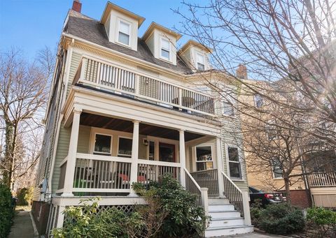 Photo of 46 Highland Avenue #1, Cambridge, MA 02139 (MLS # 73202319)