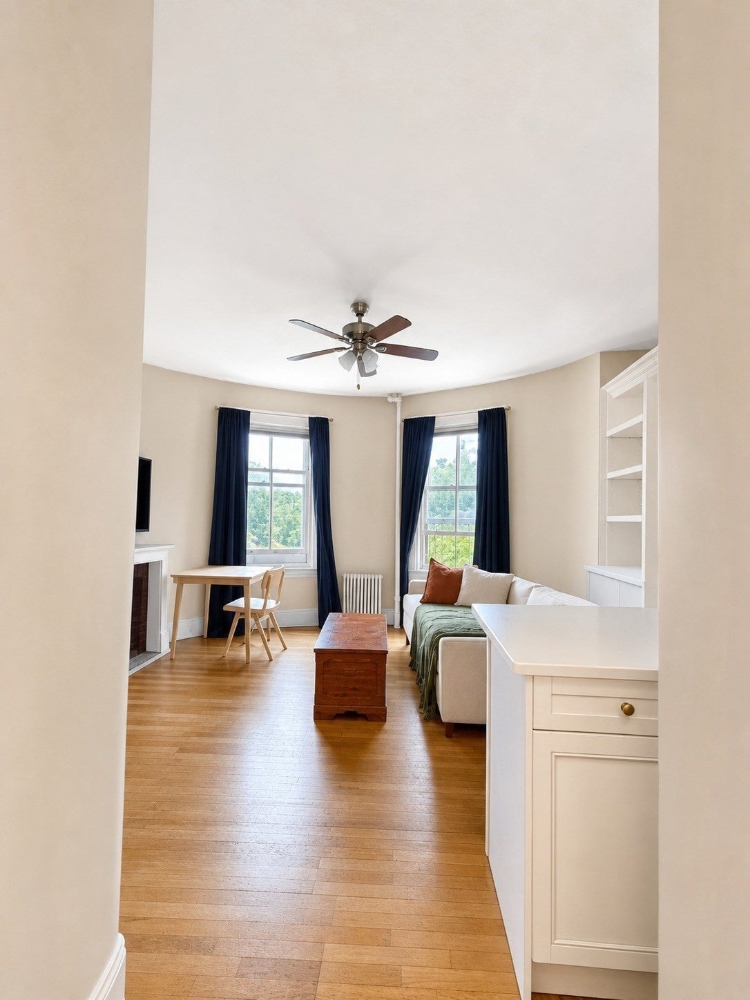 244 Beacon St #3C, Boston, MA Photo #2