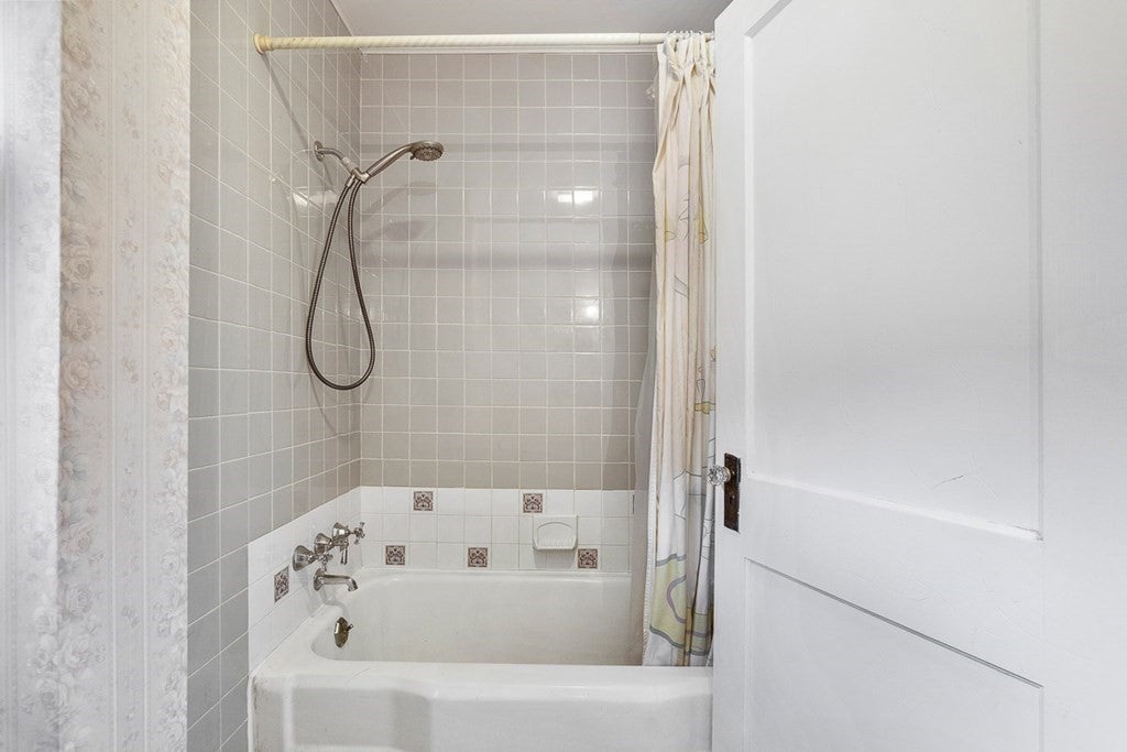 509 Ashby State Rd, Fitchburg, MA, 509 Ashby State Rd, Fitchburg, MA Photo #2