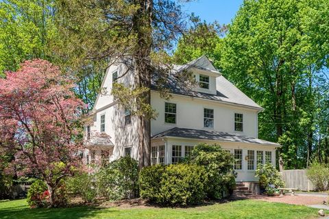 50 W Side Rd Milton MA 02186