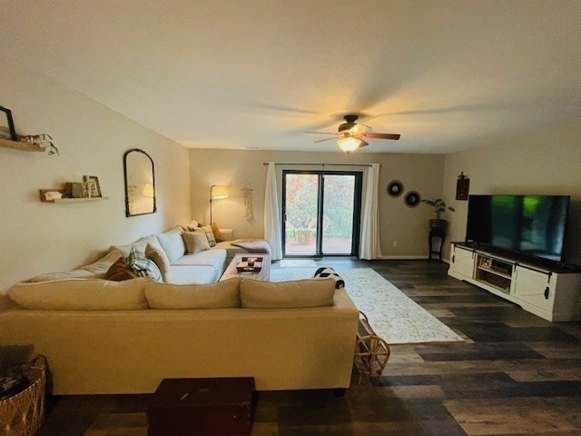 3 Thayer Pond Dr 10
