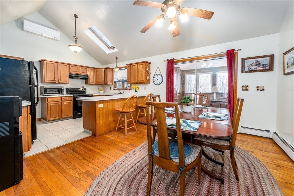 92 Azalea Dr