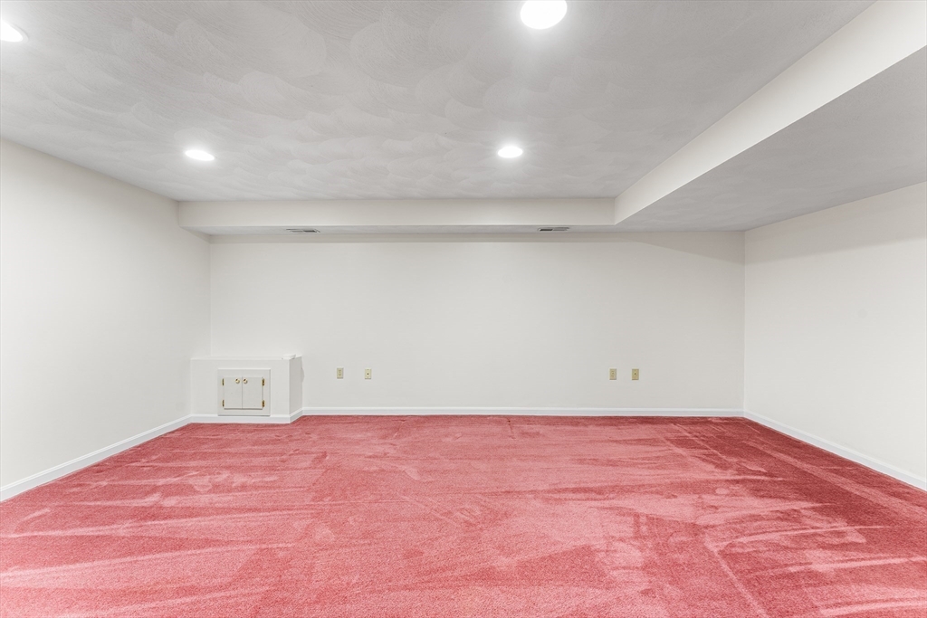 905 Wellman Ave #905, Chelmsford, MA Photo #23