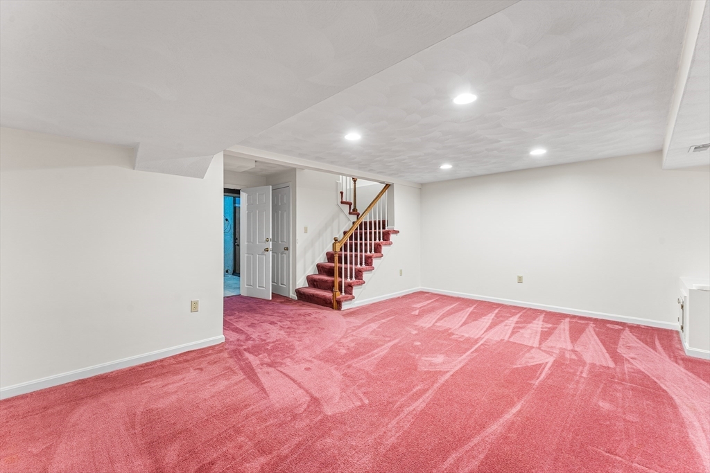 905 Wellman Ave #905, Chelmsford, MA Photo #25