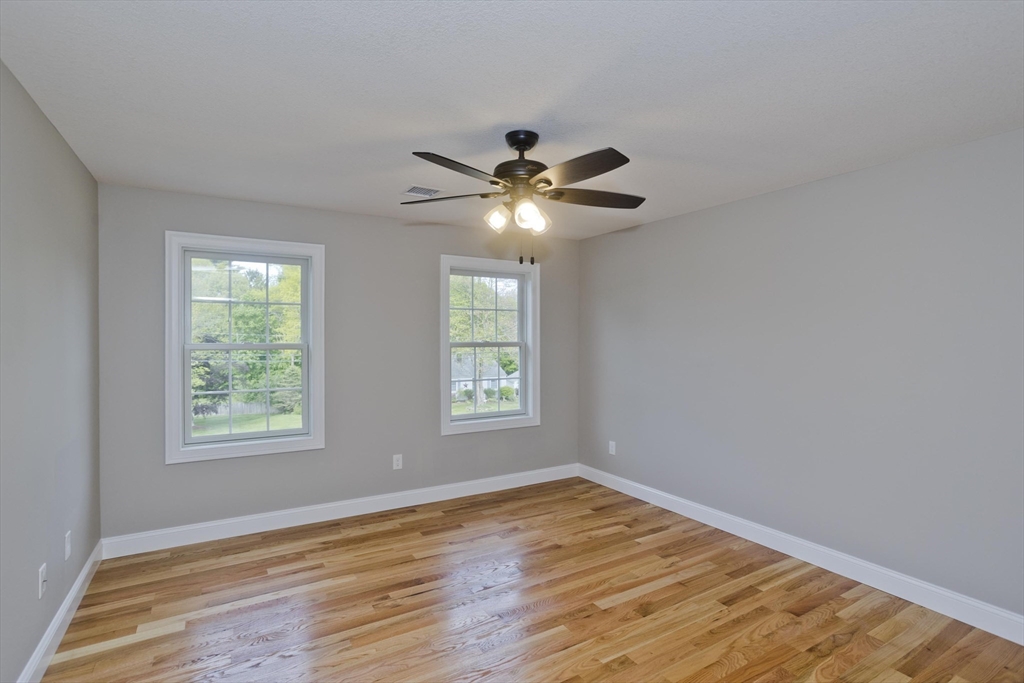 East Longmeadow, Massachusetts 01028, United States, 4 Bedrooms Bedrooms, ,3 BathroomsBathrooms,Residential,Active,184538