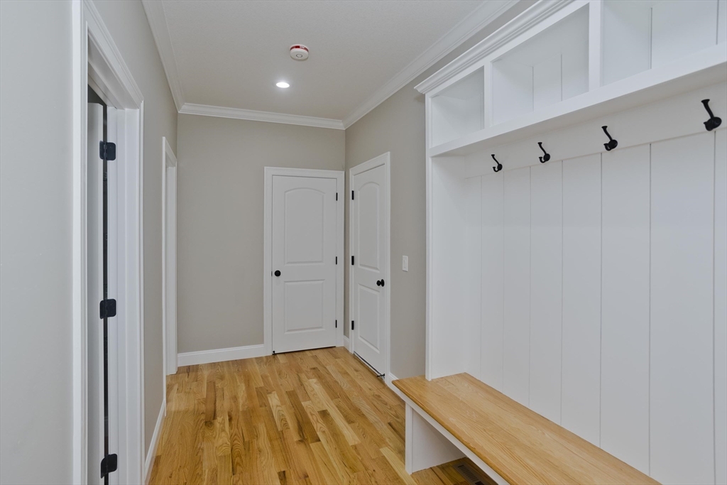 East Longmeadow, Massachusetts 01028, United States, 4 Bedrooms Bedrooms, ,3 BathroomsBathrooms,Residential,Active,184538