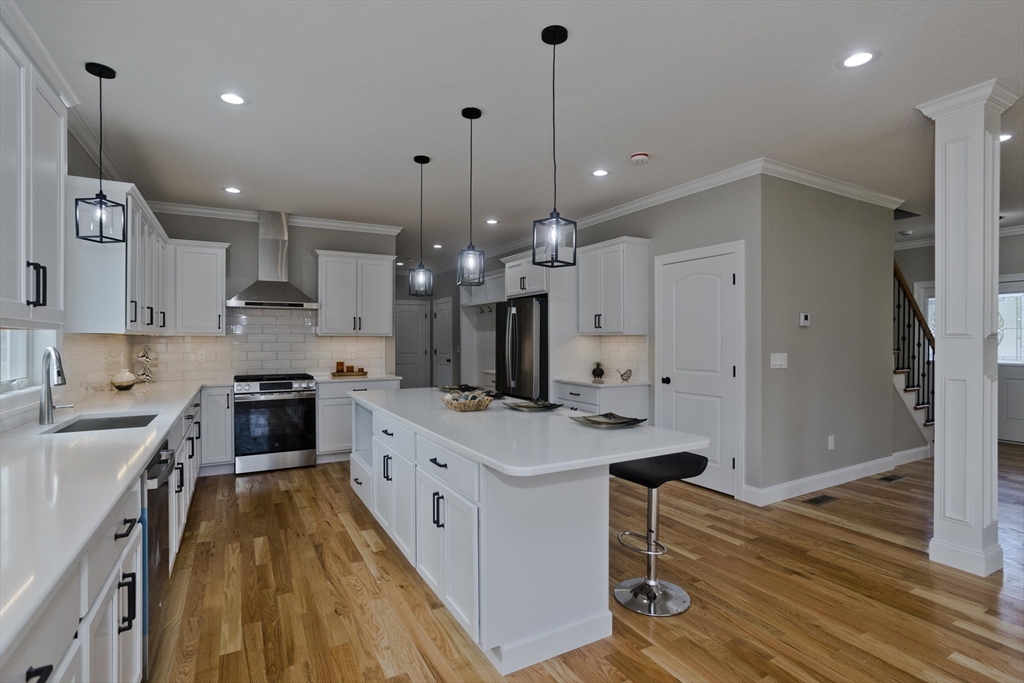 East Longmeadow, Massachusetts 01028, United States, 4 Bedrooms Bedrooms, ,3 BathroomsBathrooms,Residential,Active,184538