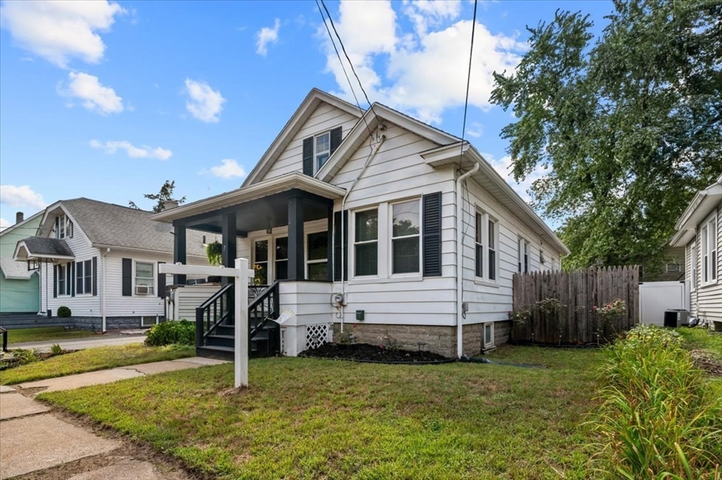7 Turner St