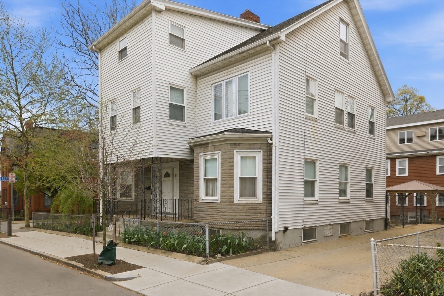 126 Summer St
