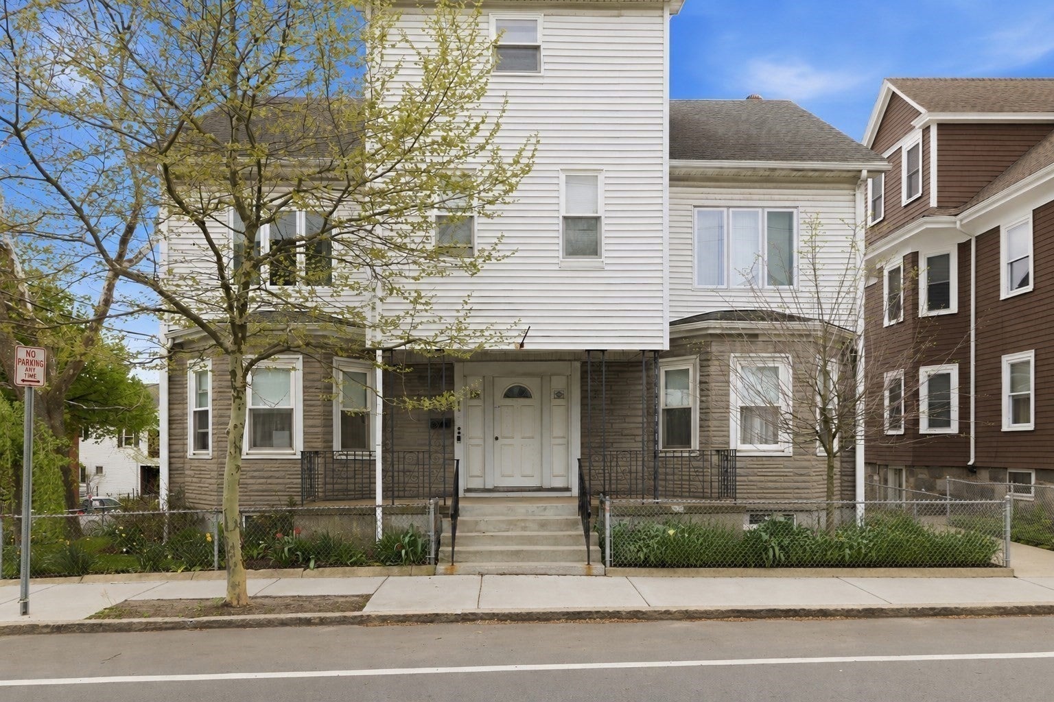126 Summer St