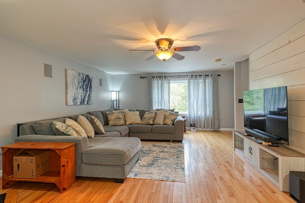 31 Whitter Meadows Drive 31