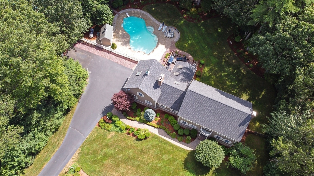 18 Hawthorne Road