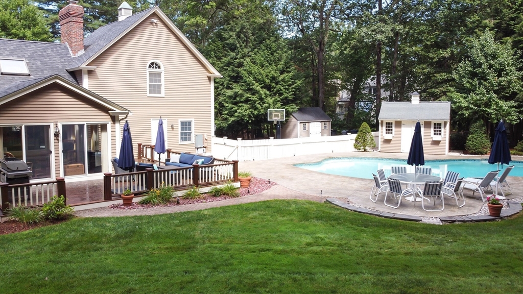 18 Hawthorne Road