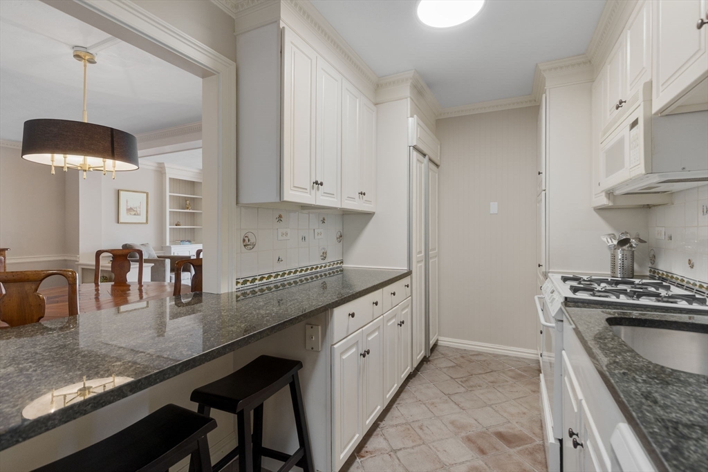 6 Whittier Pl 14N&O