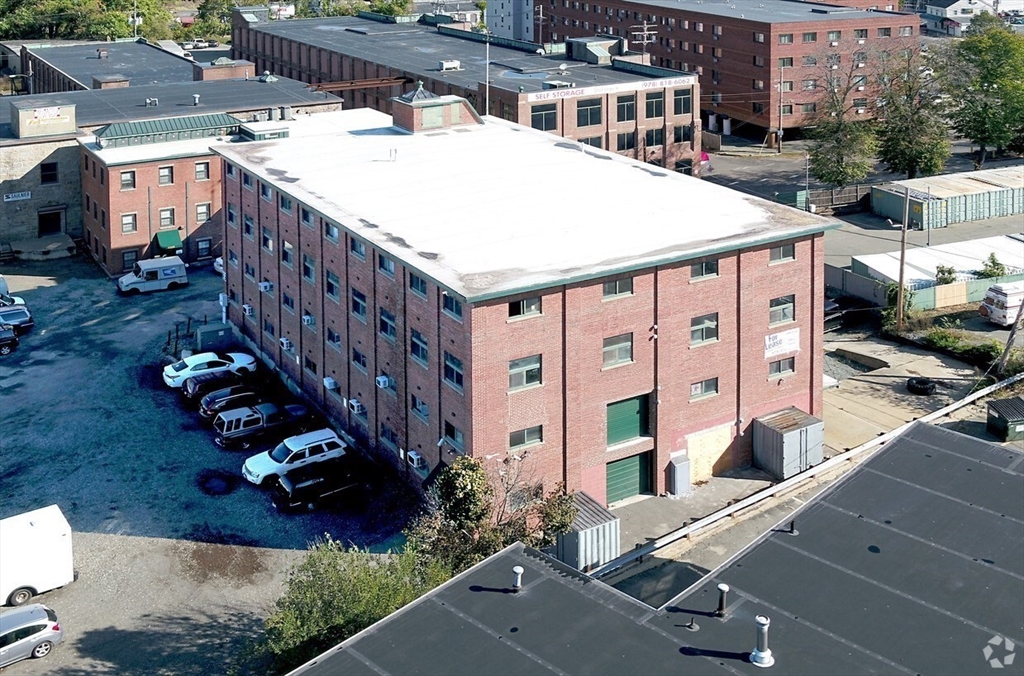 119 Rear Foster St Building #2