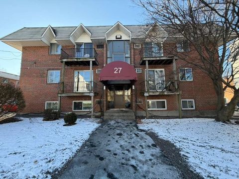 Photo of 27 Gordon St #105, Framingham, MA 01702 (MLS # 73462489)