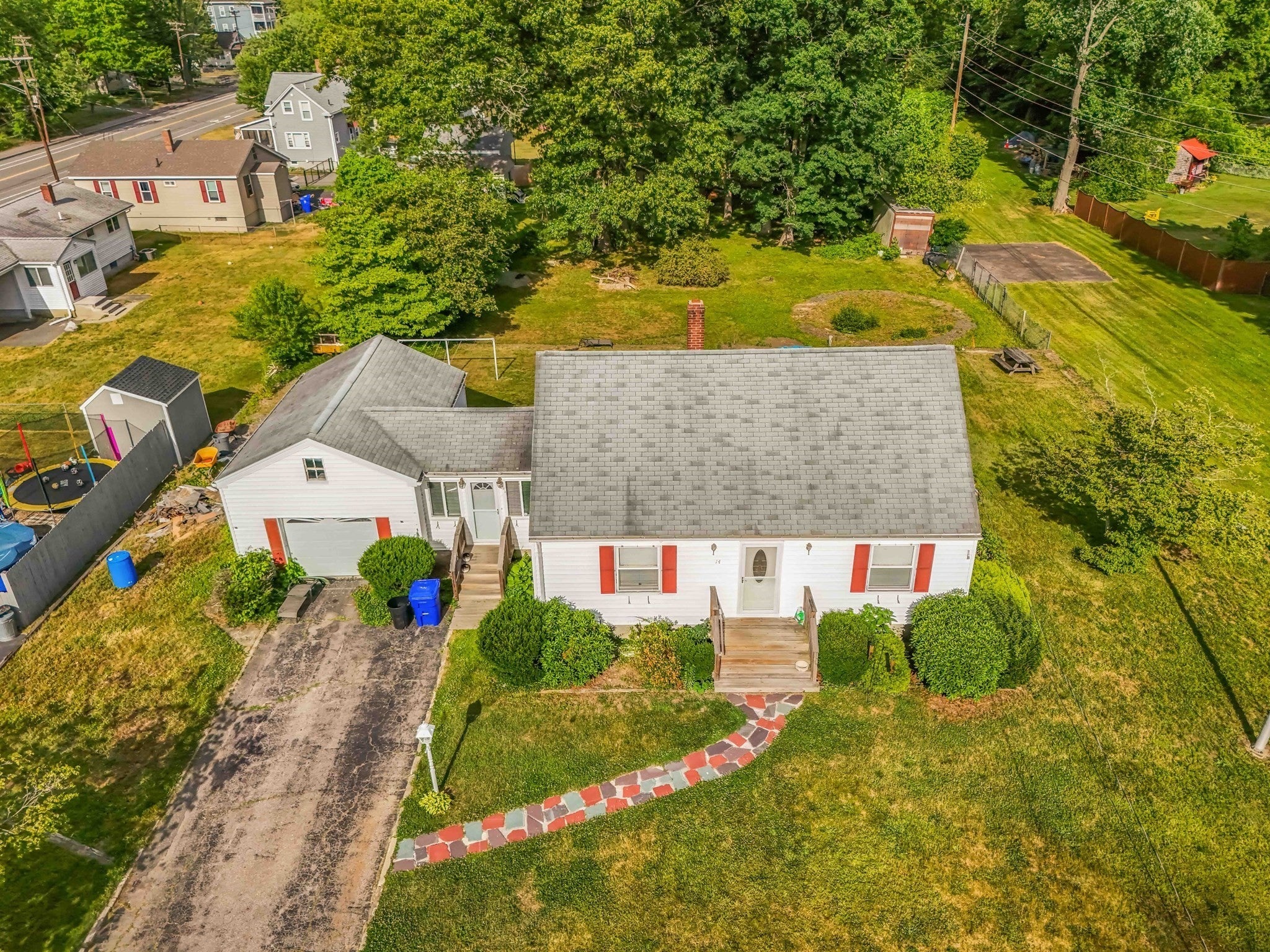 14 Highland Ave